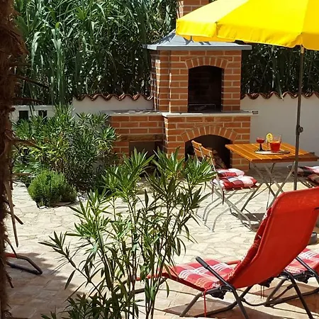 Casa Susanna Nyaraló *